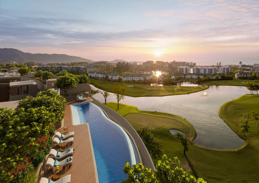 Luxury residences on the golf courses in the very centre of Laguna